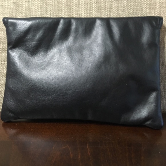 nOir Envelope Clutch - Picture 5 of 8